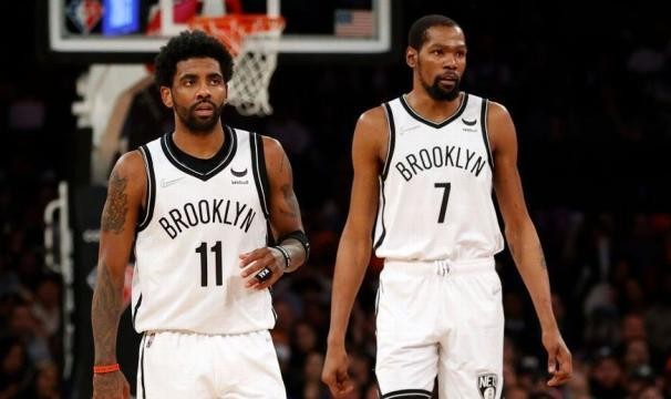 开云体育服务-降薪3000万加盟湖人？欧文继续对篮网施压